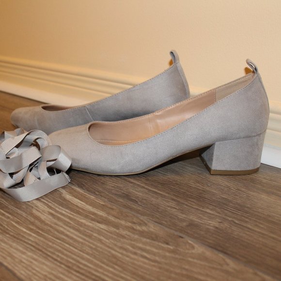 Light Grey Heels - Picture 1 of 2